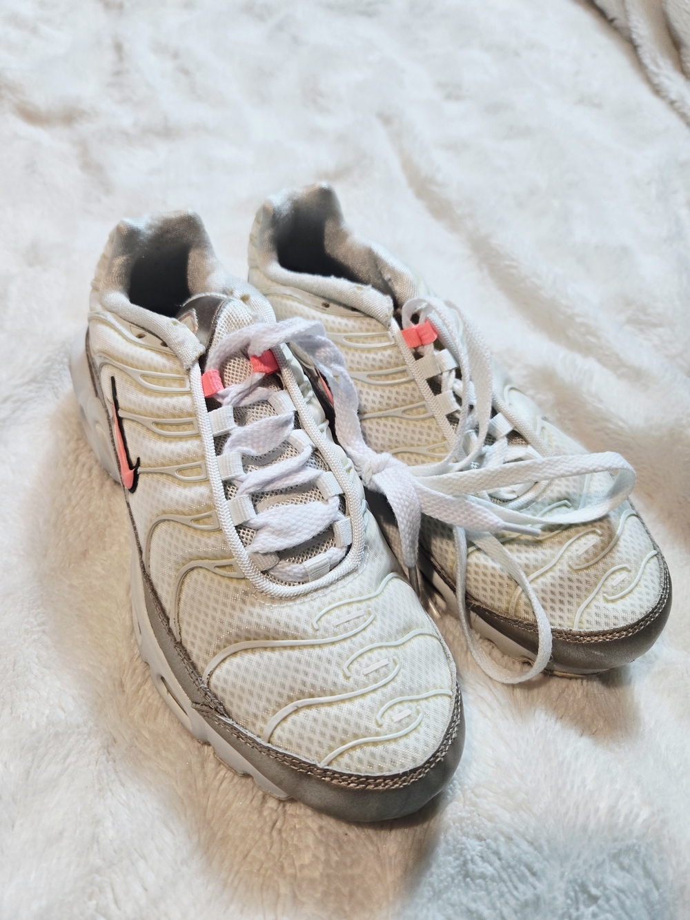 Nike | Air Max Sneakers - Picture 2 of 6
